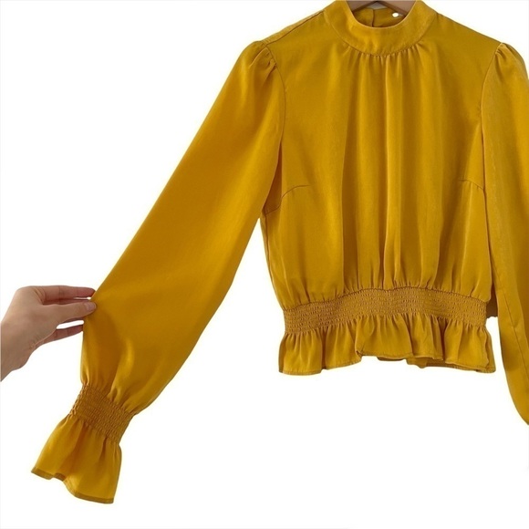 Tularosa Revolve I'm Yours Smocked Waist Top - Picture 6 of 10